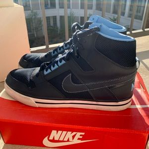 Nike Delta Force Size 11.5